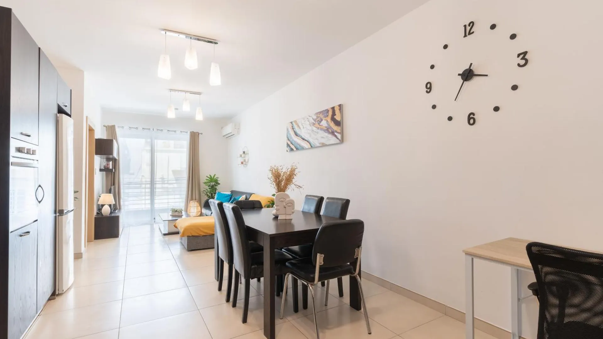 Apartament 2 Bedroom In Central St Julians Prime Location In Paceville Apt 3 By Vaganza St. Julian's