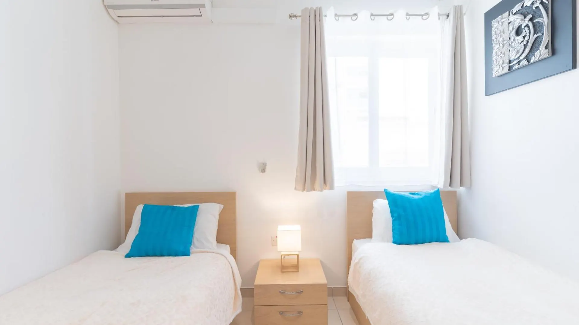 2 Bedroom In Central St Julians Prime Location In Paceville Apt 3 By Vaganza St. Julian's